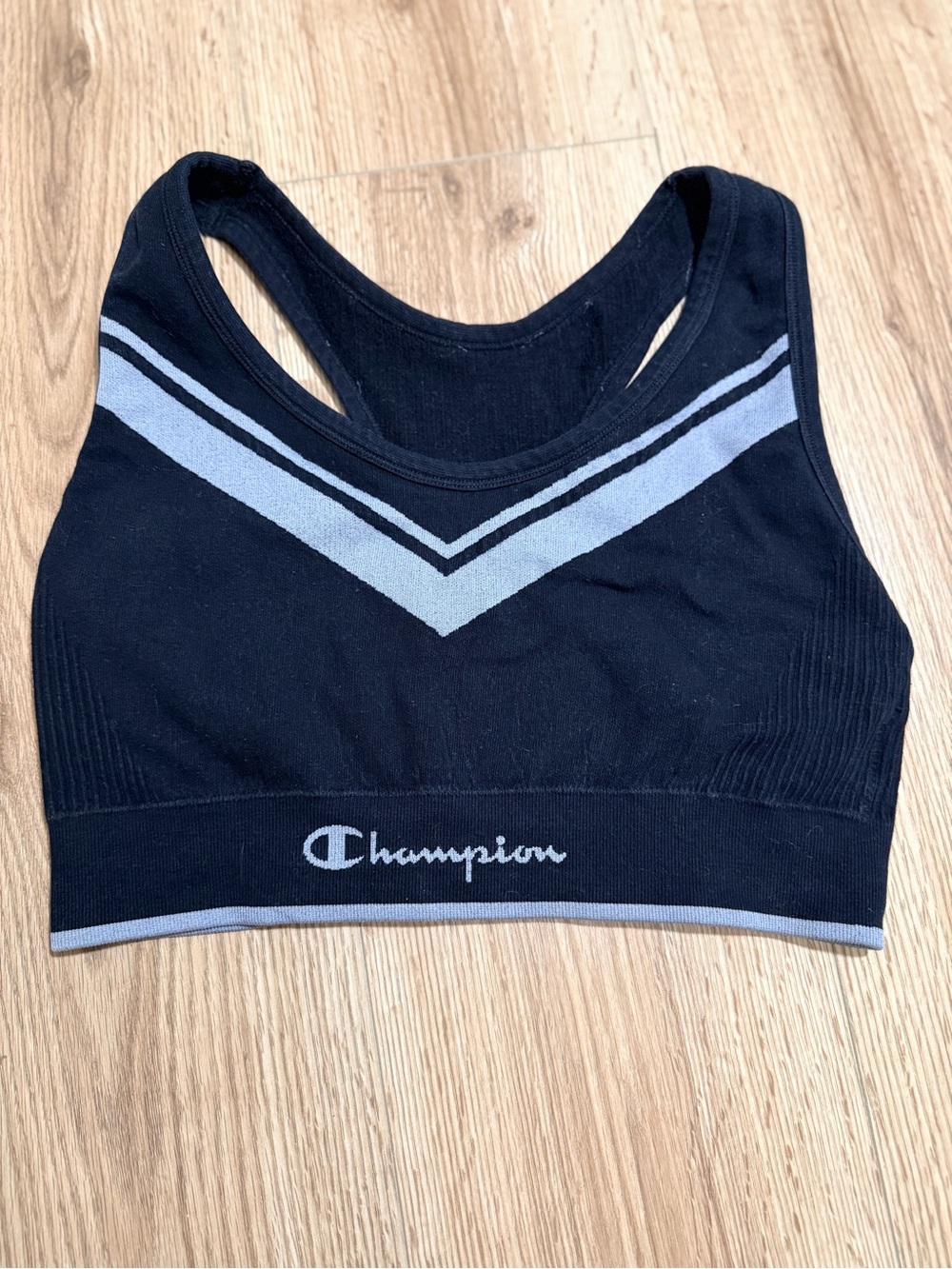 Champion Womens Seamless Sports Bra S Black Gray Chevron Racerback Logo Crop